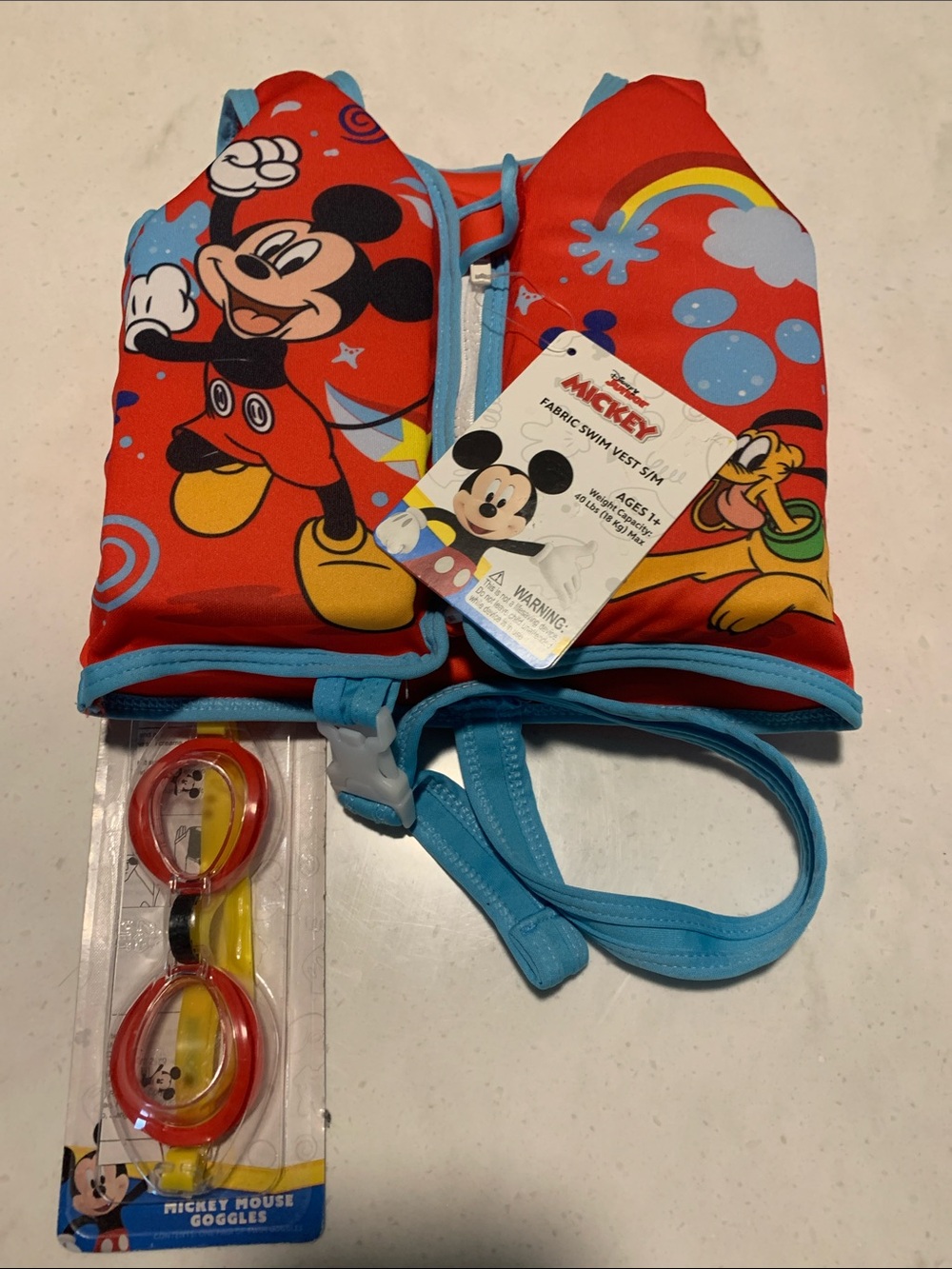 Mickey Mouse Fabric swim Vest NEW Size S/m up to 40 pounds with matching Goggles
